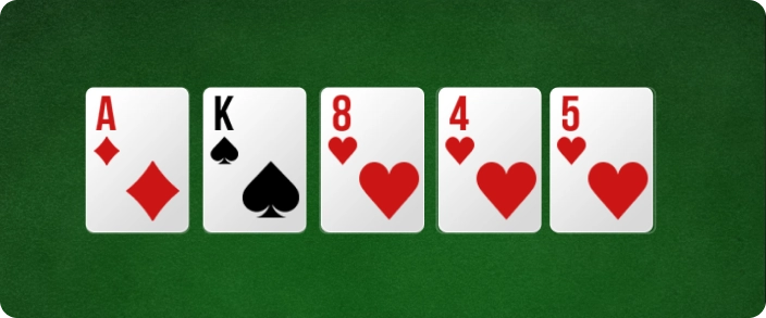 GGPoker手机客户端与游戏内容展示